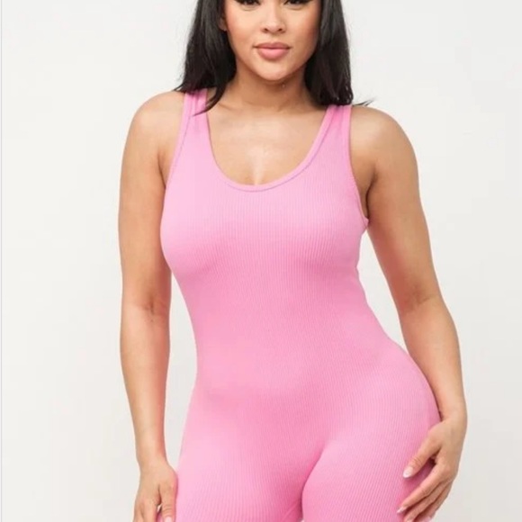 Pink ribbed romper - Picture 4 of 4